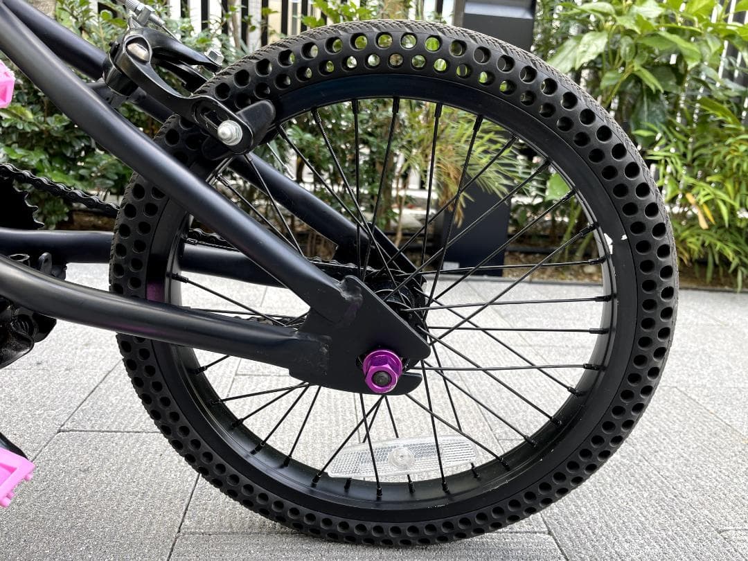 t*0様 子供用 パンクしない自転車 16インチ マットブラック