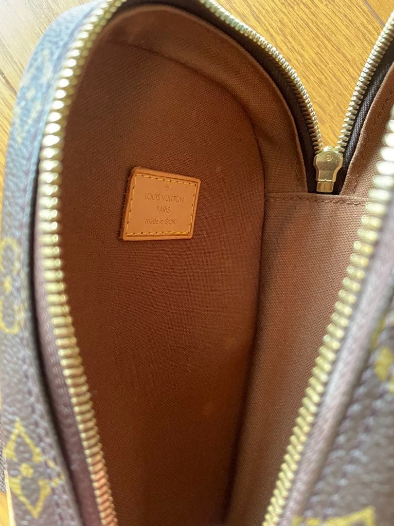 と*も様 ルイヴィトンガンジュ