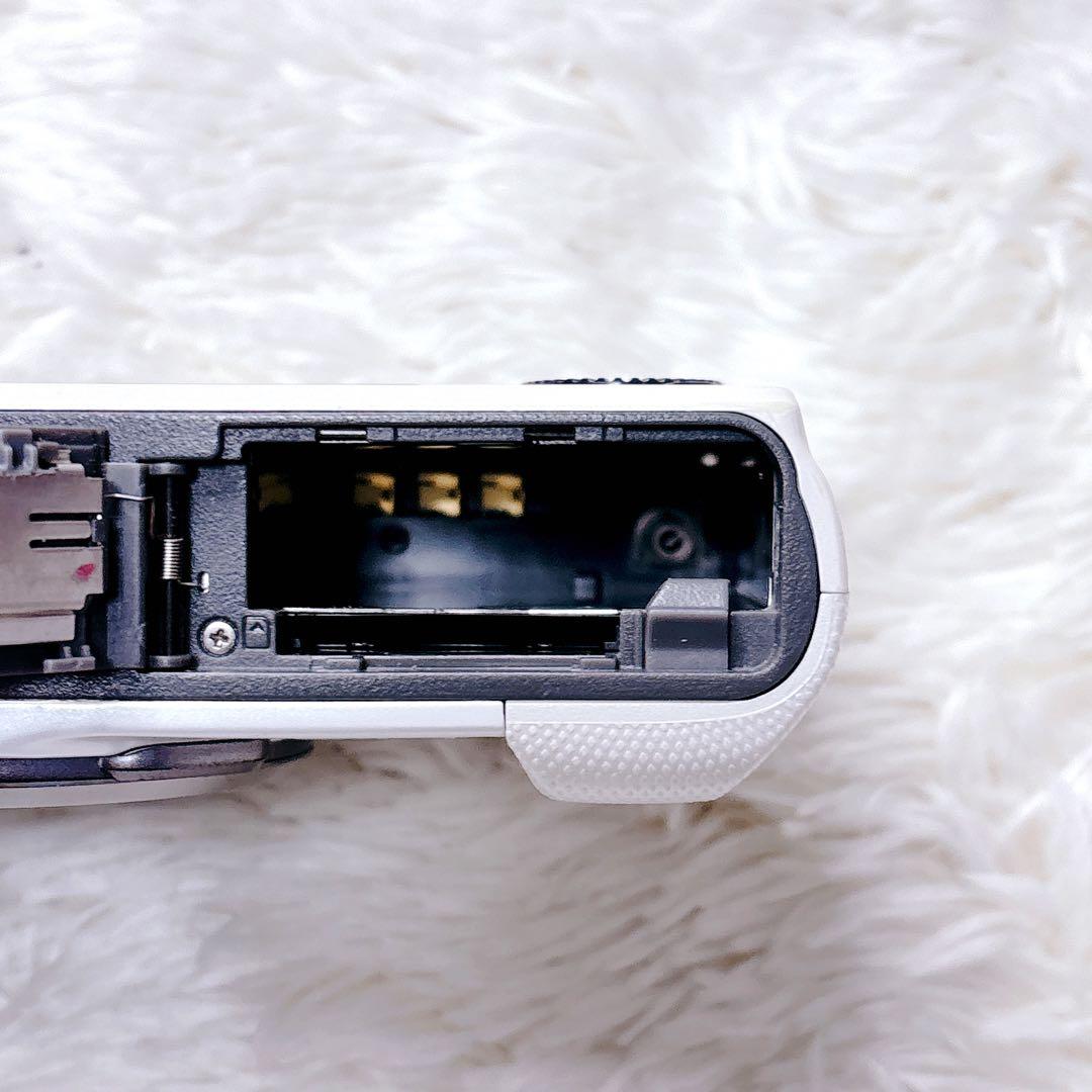 CASIOデジタルカメラ　EXILIM HS EX-ZR850デジカメ