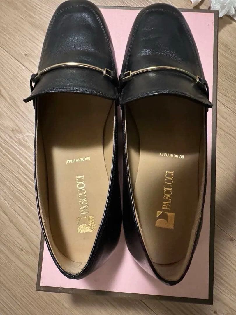 パスクッチ ローファー イタリア　黒　36