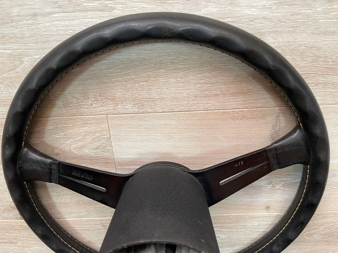 NARDI ナルディ　3スポーク レザー ステアリングホイール T-02ボス付き