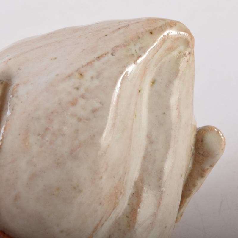 茶道具　萩焼　凌雲窯　小久保凌雲作　桃形　香合　共箱　V　8101