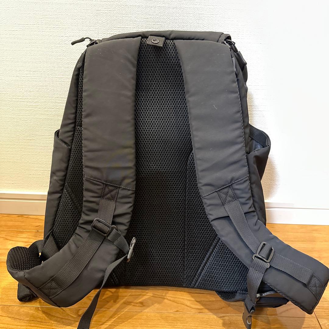 美品@黒リュックマンダリンブラザーズ　ウィンストンハグバッグ/5kgまで/小型犬