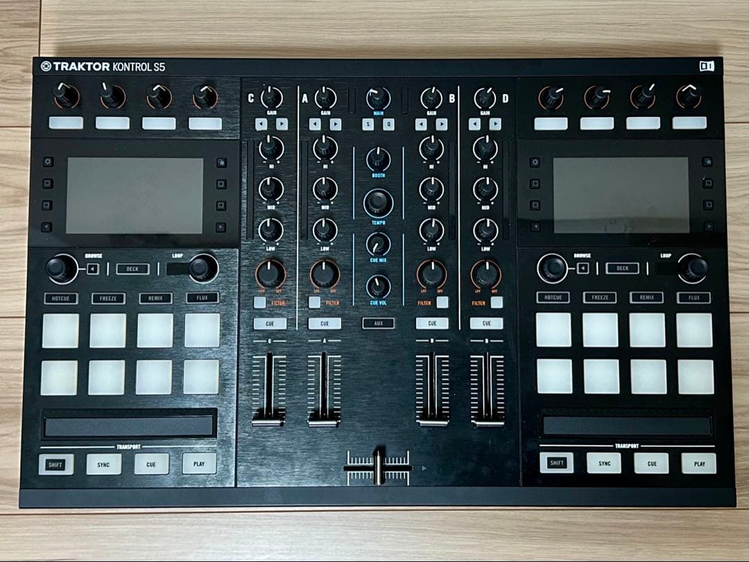 DJ機材 TRAKTOR KONTROL S5 [Native Instruments]