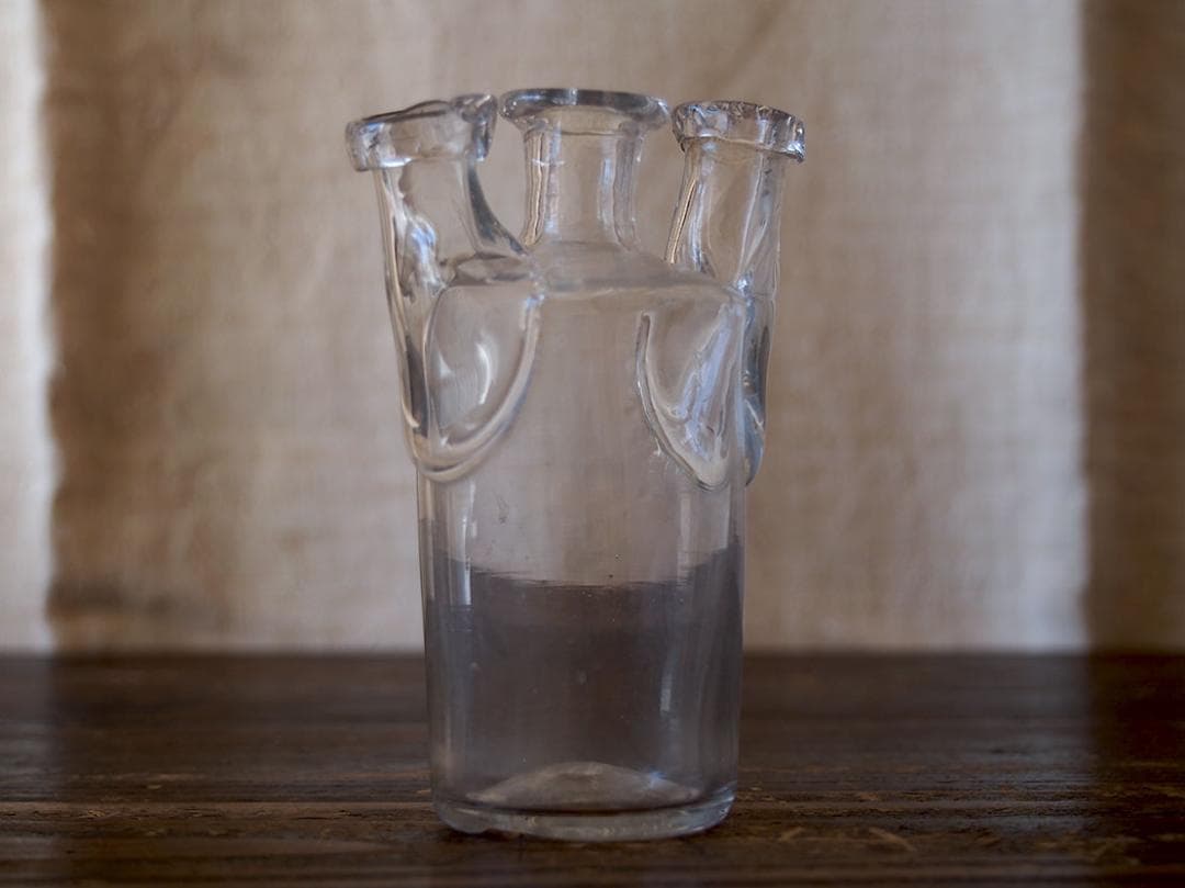 吹きガラスのフラスコ 三つ口瓶 硝子 ウルフボトル ウルフ瓶/K409