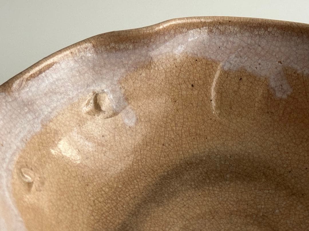 十代 坂高麗左衛門 萩 鉢 雪なだれの剥がれあり