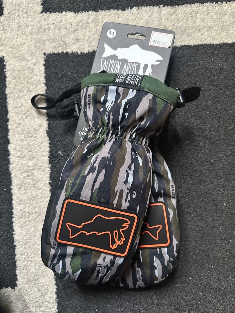 SALMON ARMS サーモンアームズ TEAM MITT 25-26