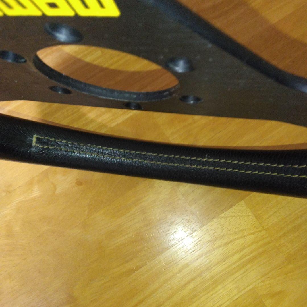 MOMO ステアリング ベローチェレーシング 直径35cm