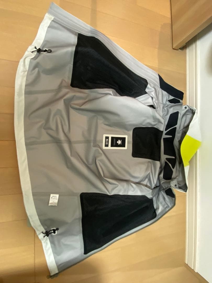 2024デサントスキーウェア　上下セット　アルペンスキー　基礎スキー