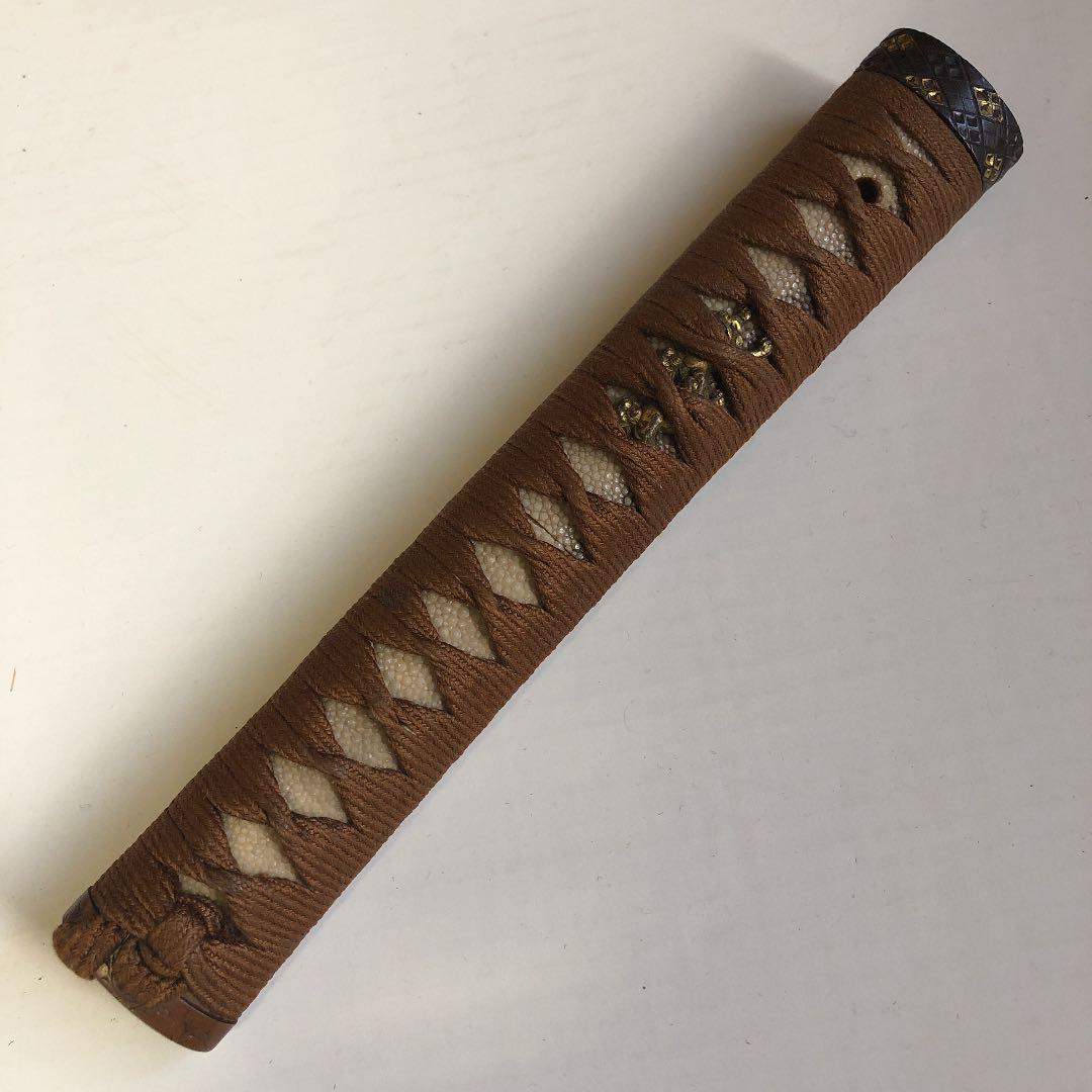 刀剣の柄　獅子目貫　23.6cm