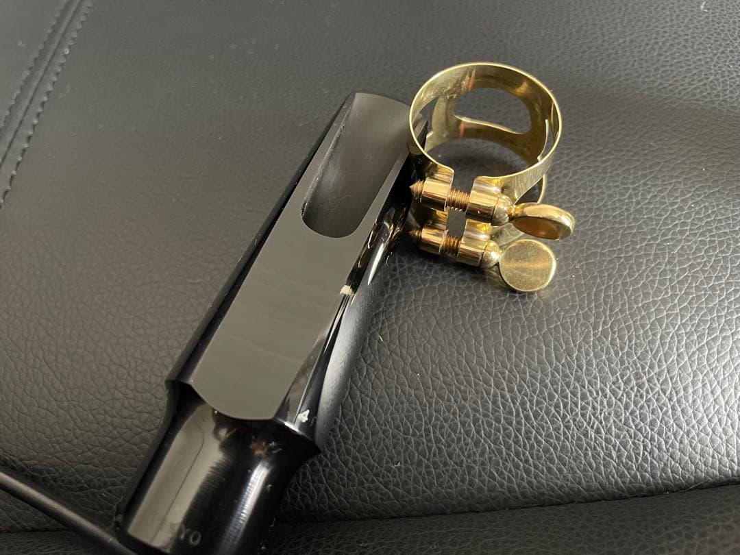 ヤナギサワ　マウスピース　エボナイト　#4 マウスピースキャップ　リガチャー