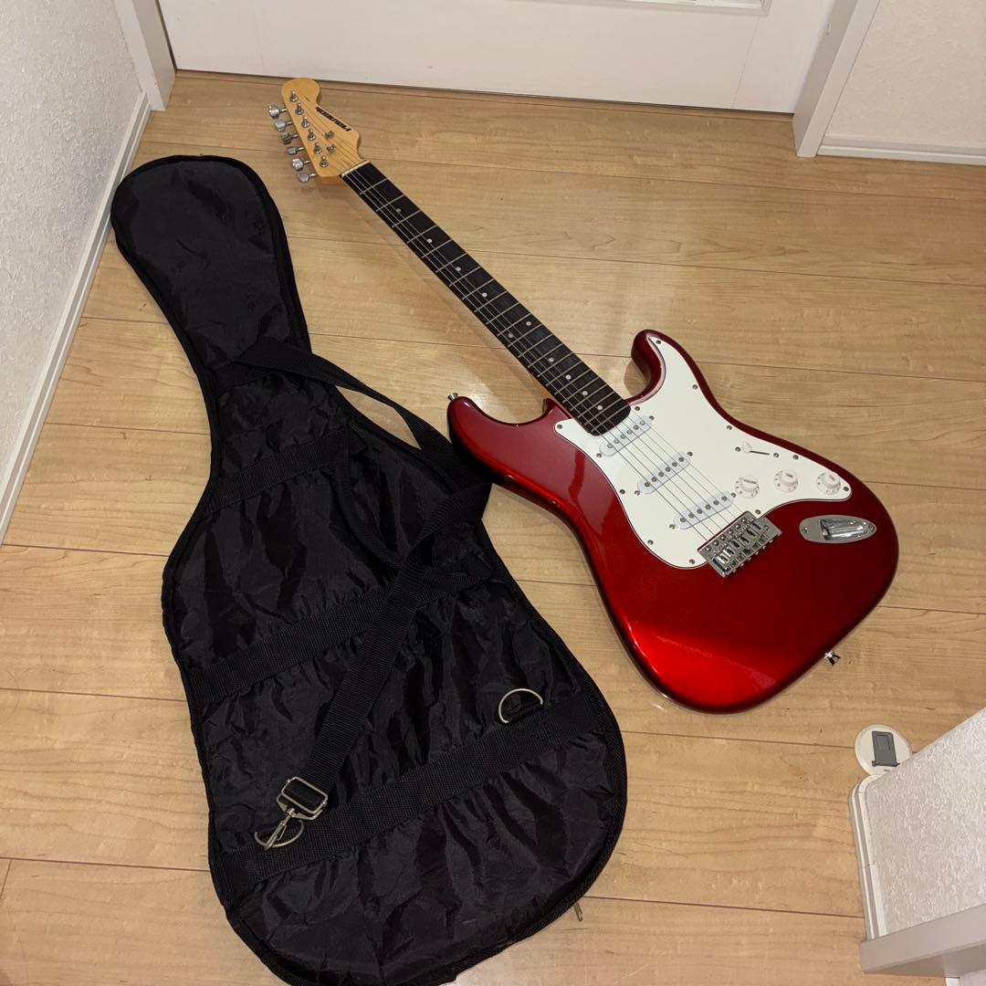 ラメ！調整済み！プレイテックのストラトキャスタータイプエレキギターです