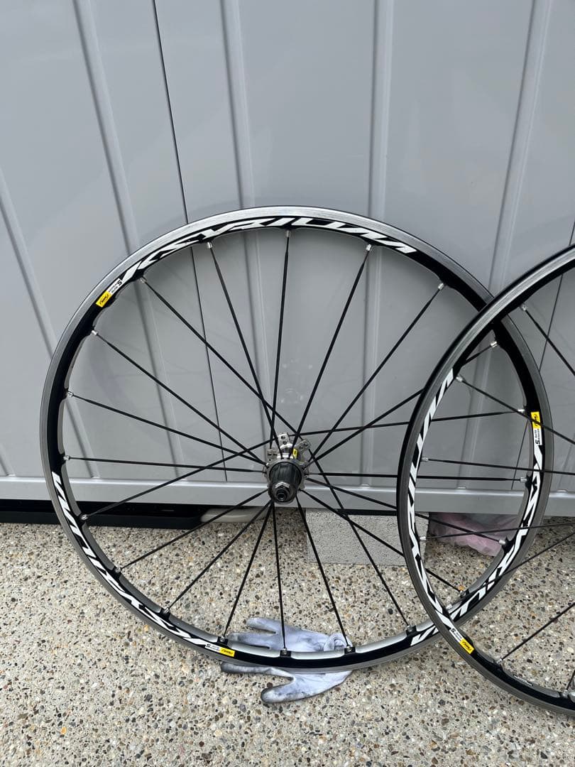 MAVIC KSYRIUM ELITE S 軽量ホイール