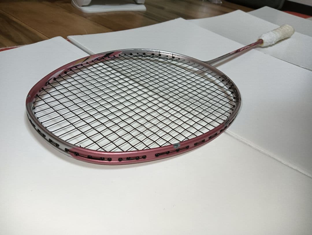 YONEX　ナノフレア600　4ug5