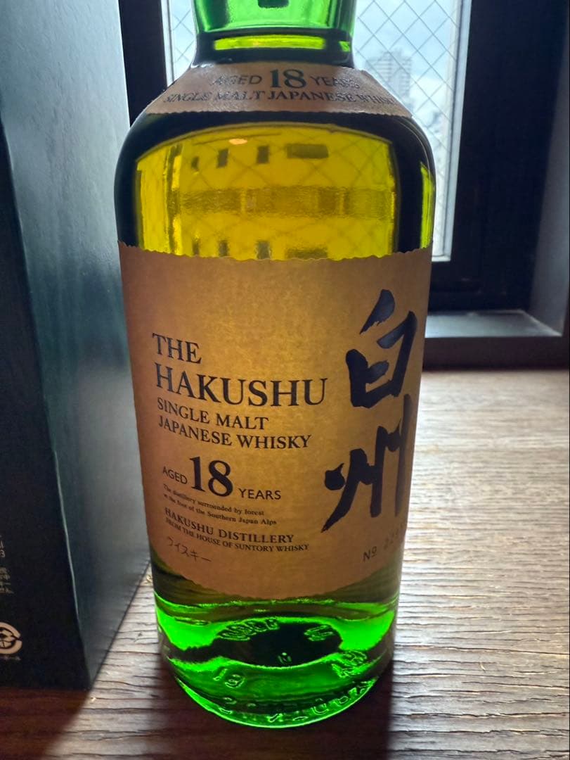 白州18年 シングルモルトウィスキー 700ml