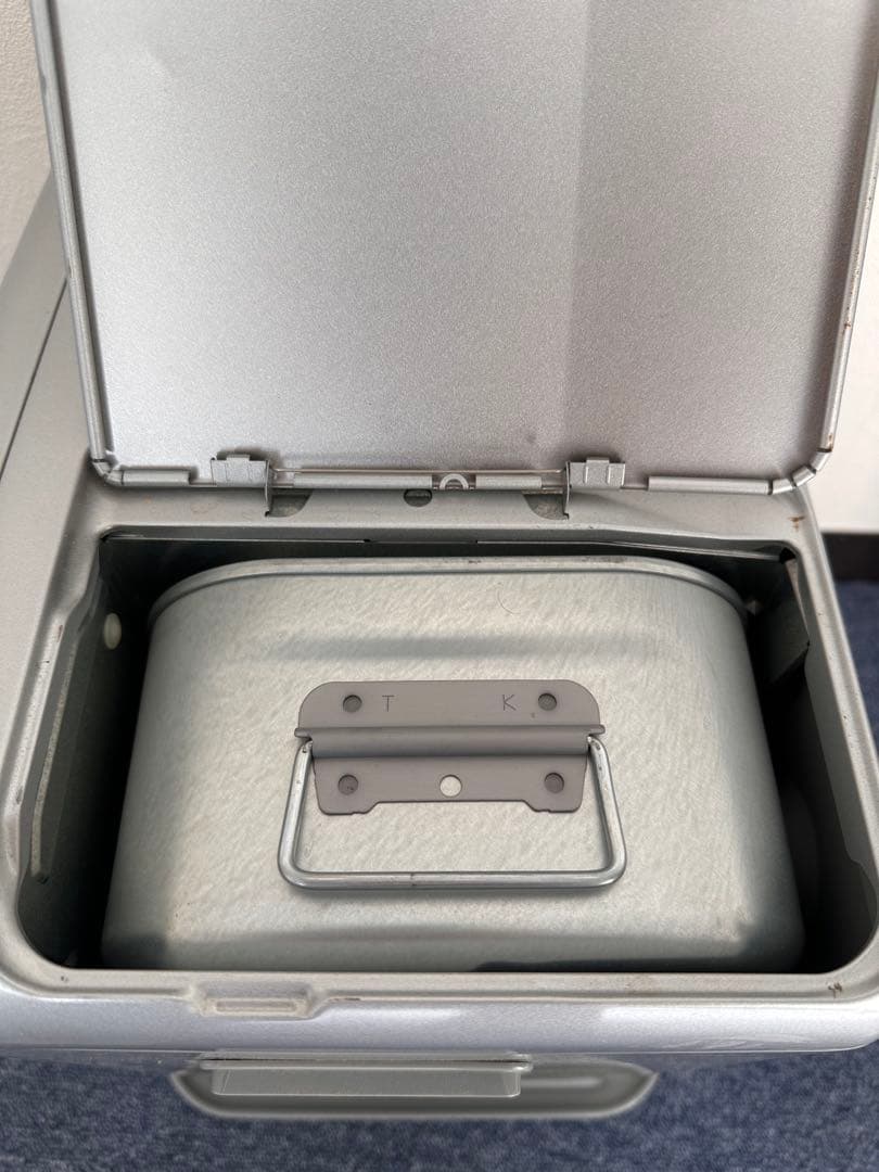 CORONA 石油ファンヒーター FH-G3224Y 2灯油ポリタンク 2個付き