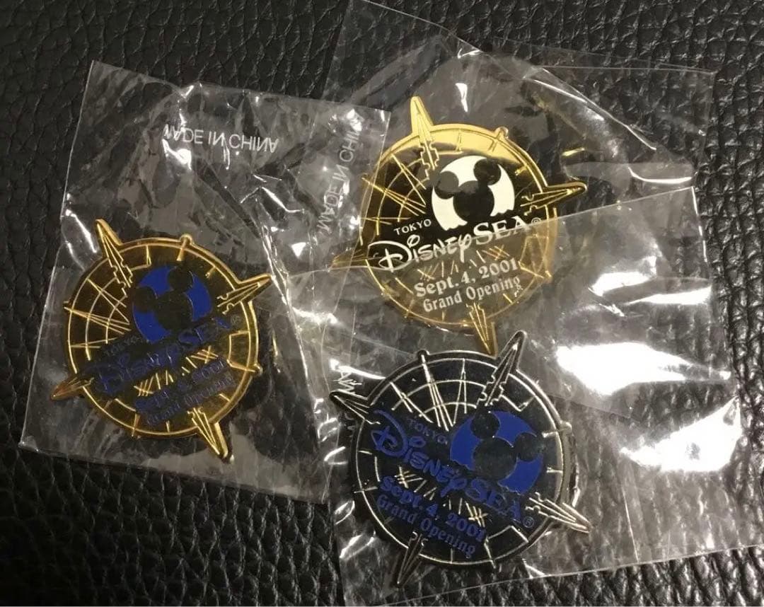 東京ディズニーシー　グランドオープン　ピンバッジ3点セット　ミッキー　キャスト