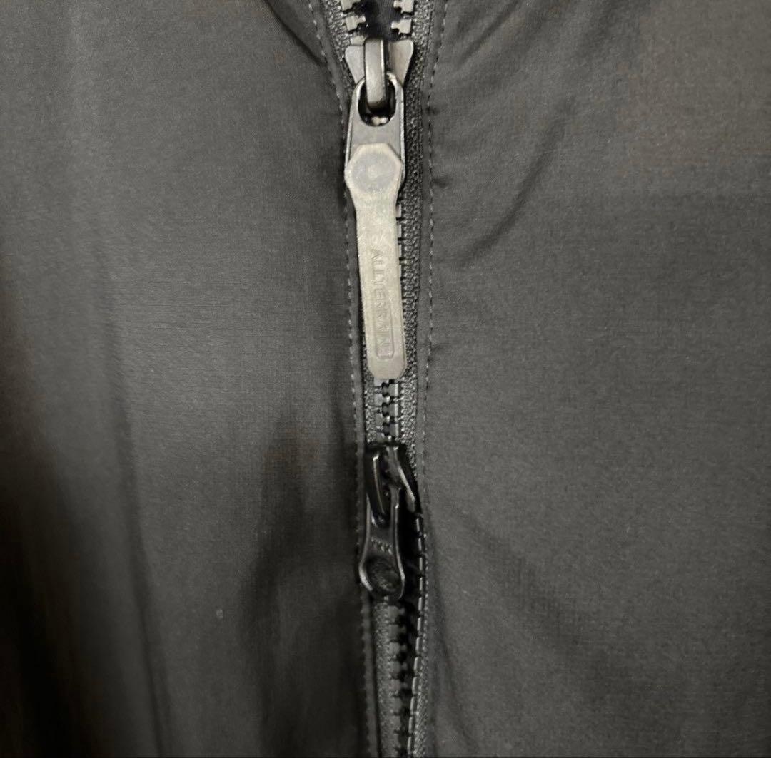 DESCENTE ALLTERRAINオルテライン　インシュレーションパーカー