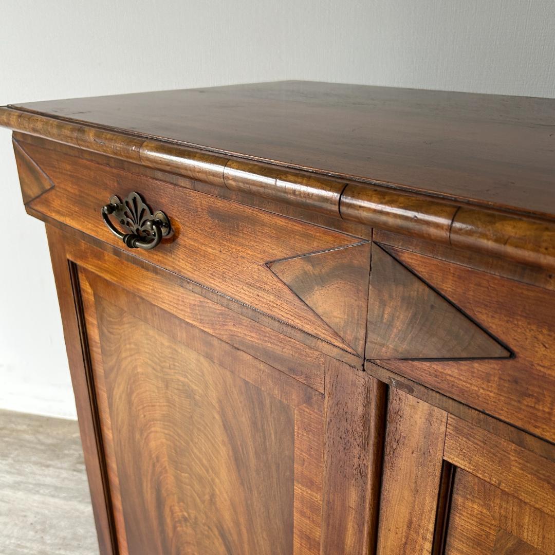 イギリス アンティーク家具 サイドボード 1930年頃 794A