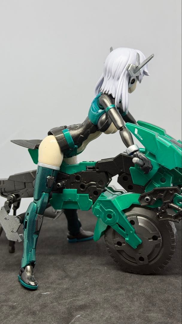 30ms オリジナルシスターとエグザビークル