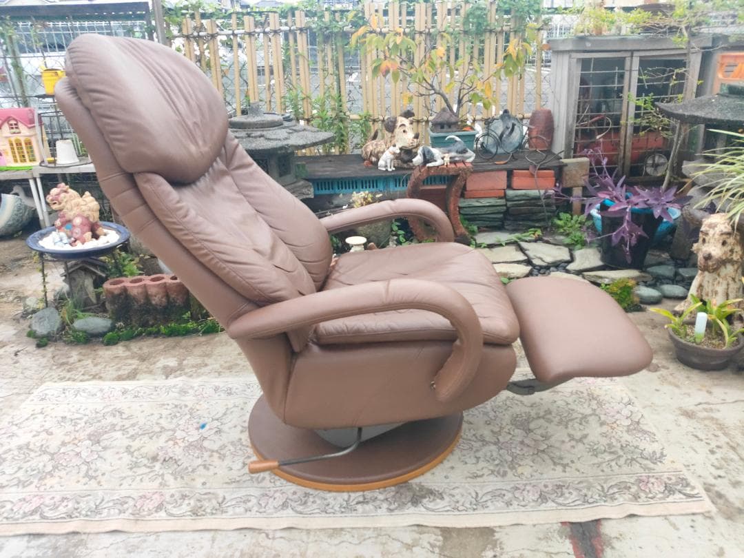 (至福の時) カリモク☆ampio☆本革リクライナーPチェア（35.8万)