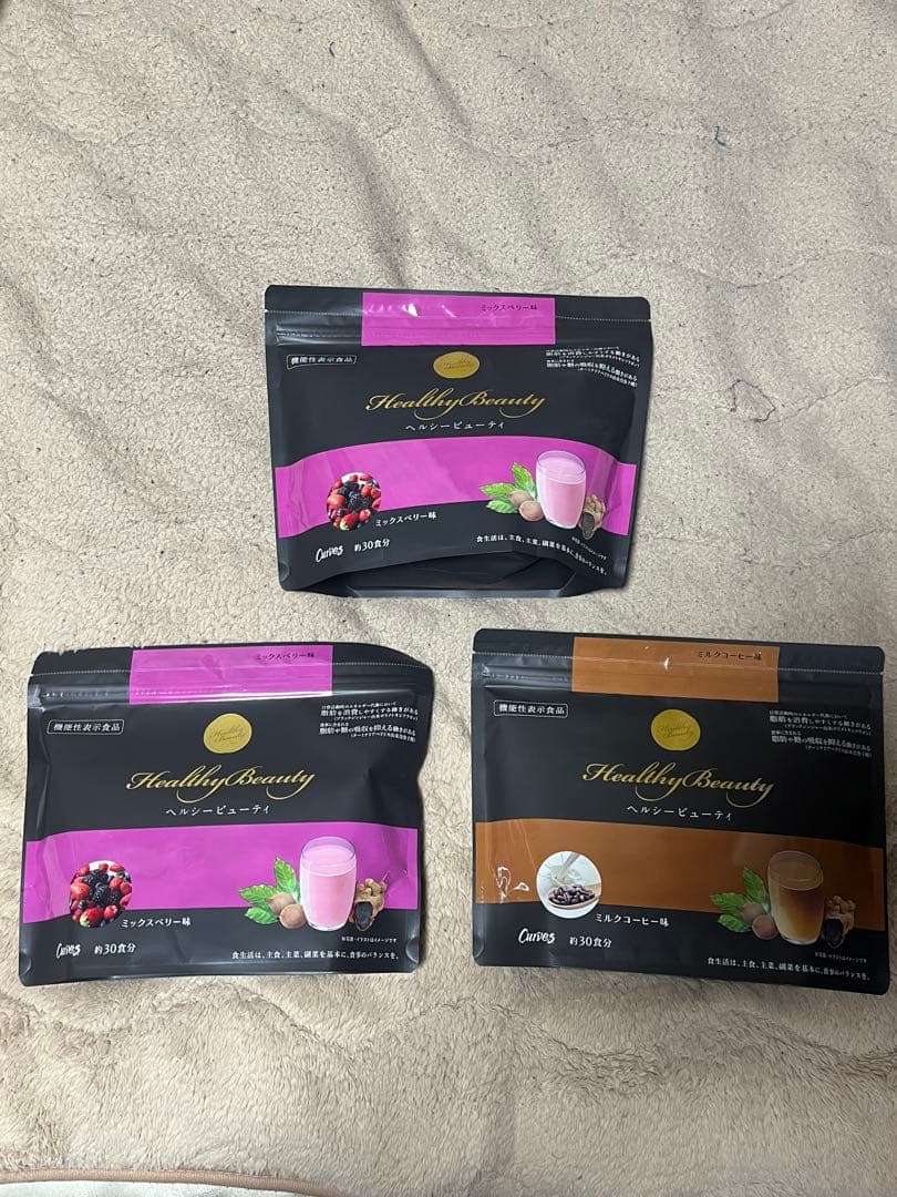 カーブス　ヘルシービューティー　ミックスベリーとミルクコーヒー　付録付き