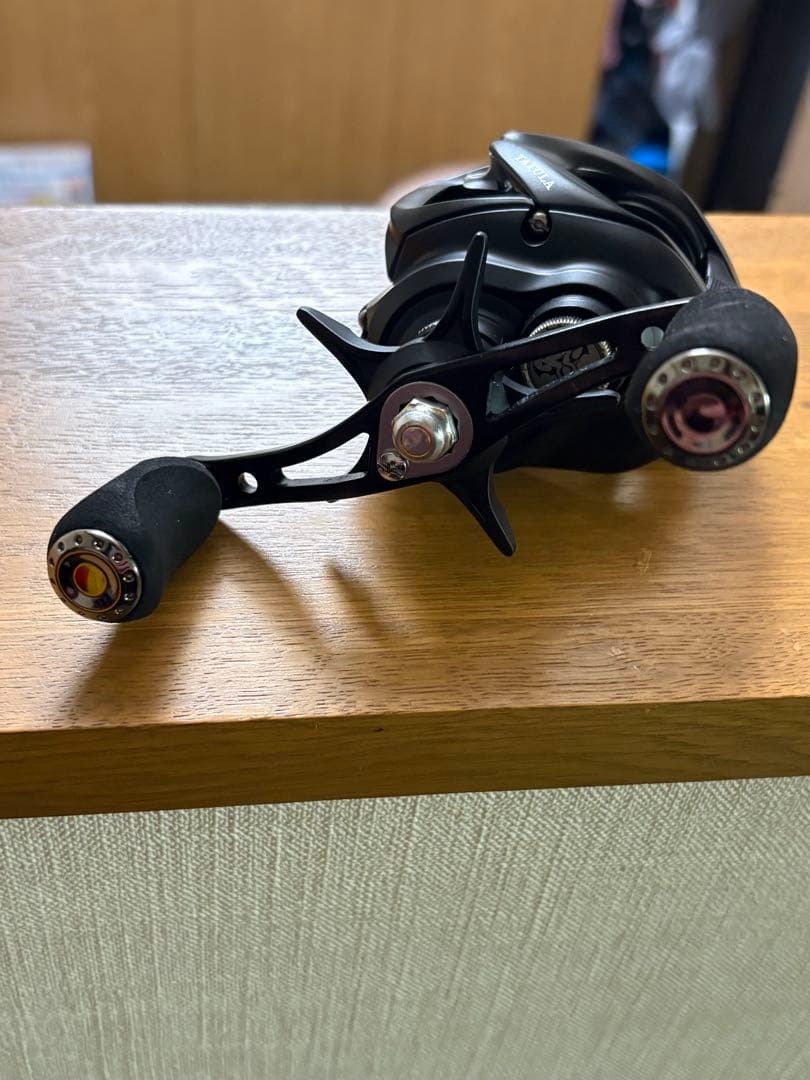 Daiwa 24タトゥーラ　ハンドル交換済み
