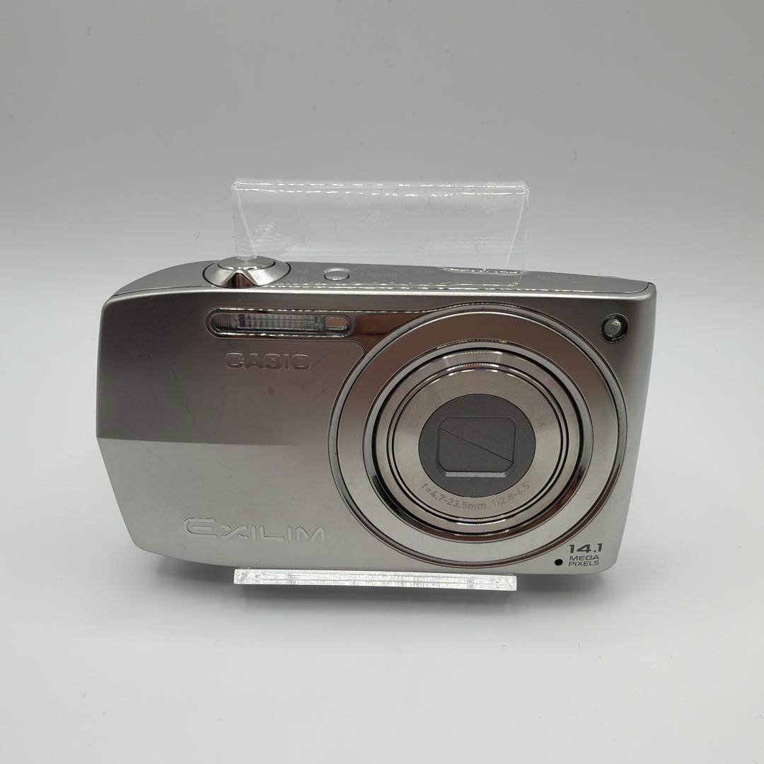 CASIO EXILIM EX-Z2000コンパクトデジタルカメラ シルバー