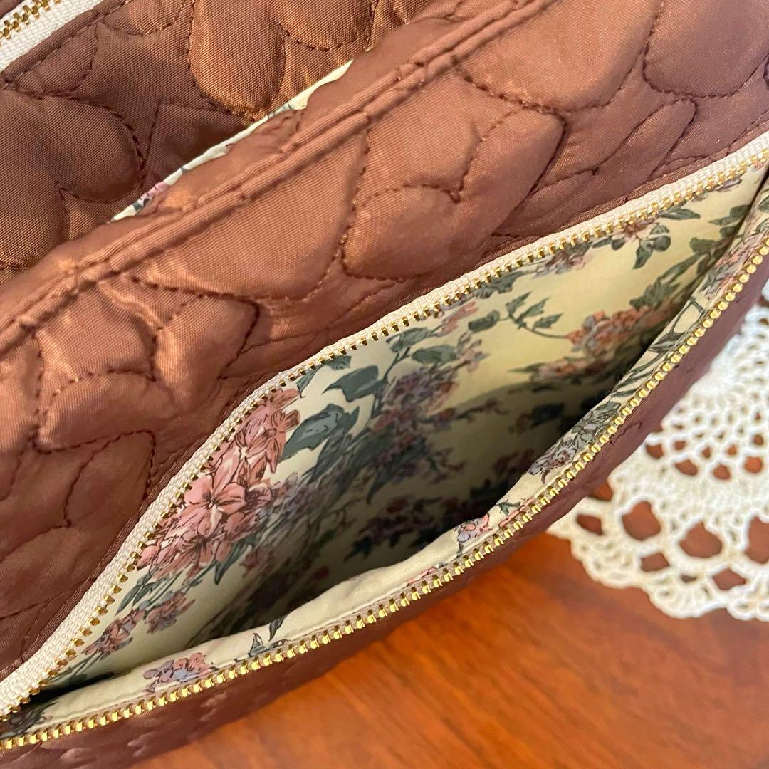 はるちゃん★☆　7つのポケットバッグ　ブラウン　刺繍ヌビトート