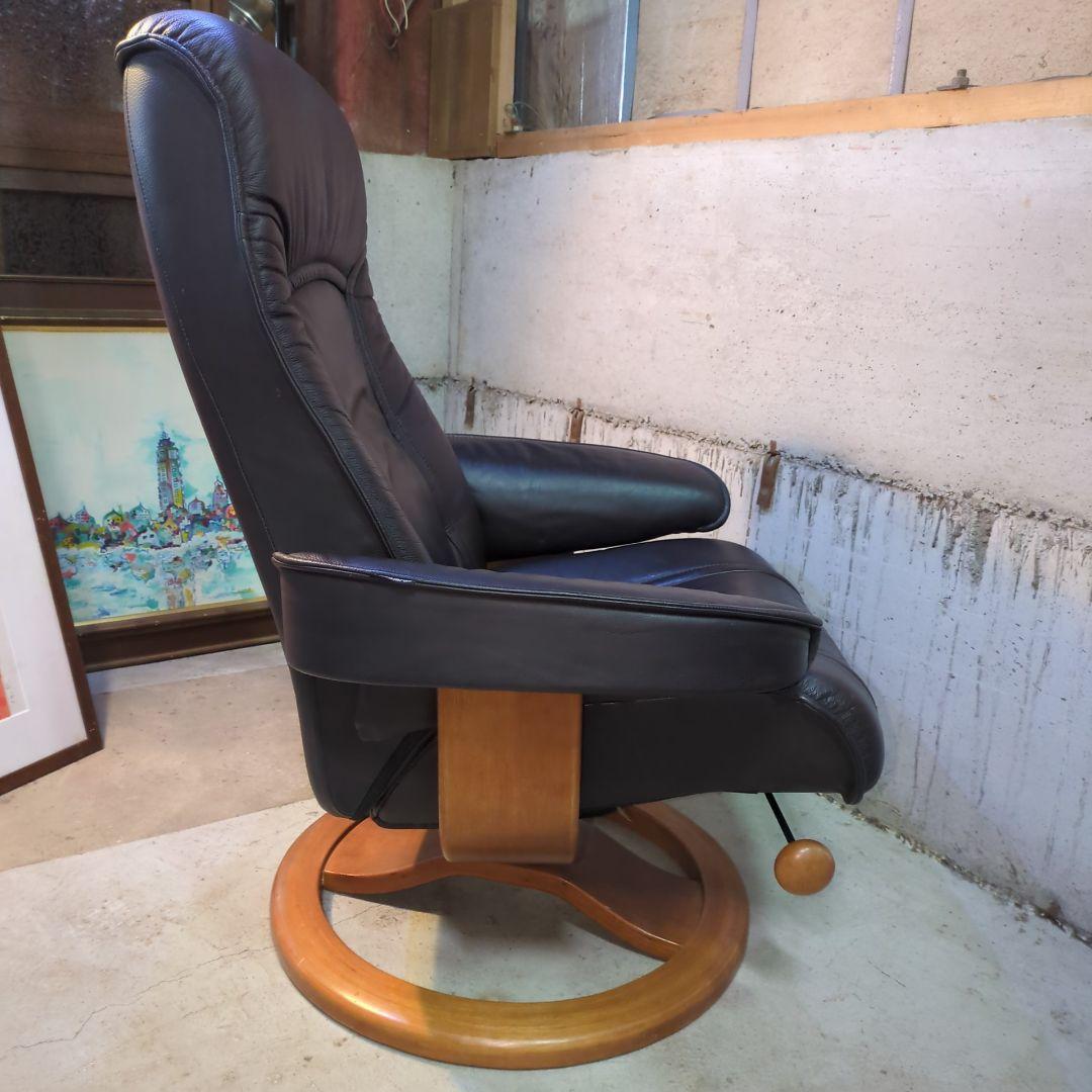 牛革 Hjellegjerde イエリアーダ オットマン付リクライニングチェア