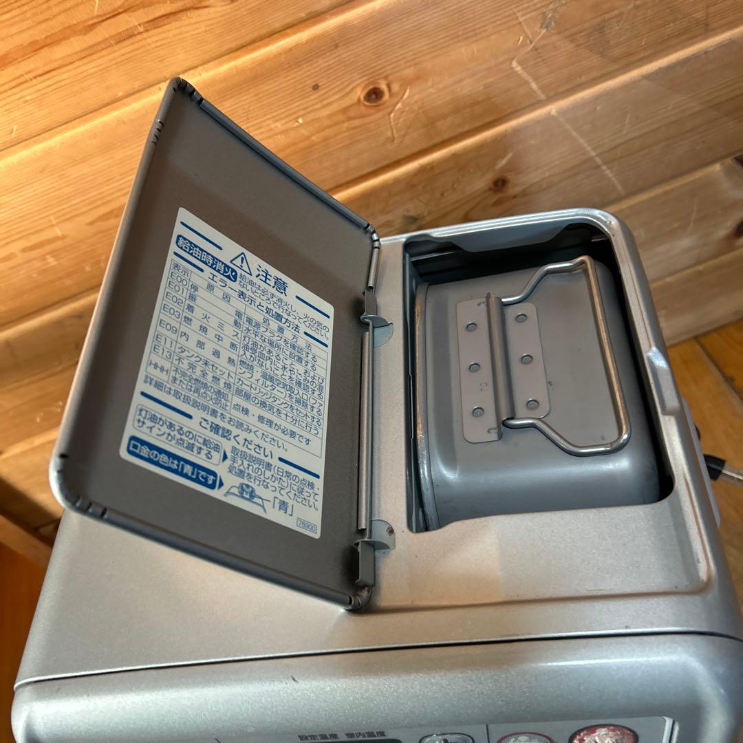 送料無料ダイニチ　Dainichi 石油ファンヒーター FW-25S　2018年