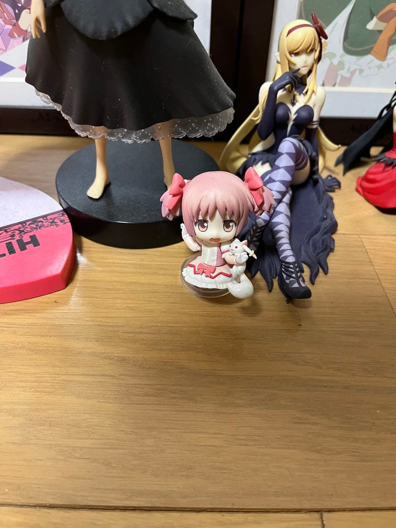 魔法少女まどか☆マギカフィギュア色紙額縁ボードのセット売りmadogatari展