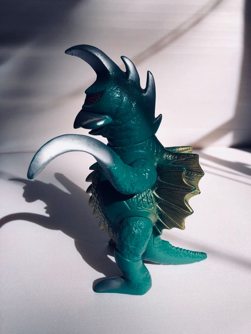 ブルマァク ガイガン ソフビ 1970年代/1992年復刻ガイガン　2体