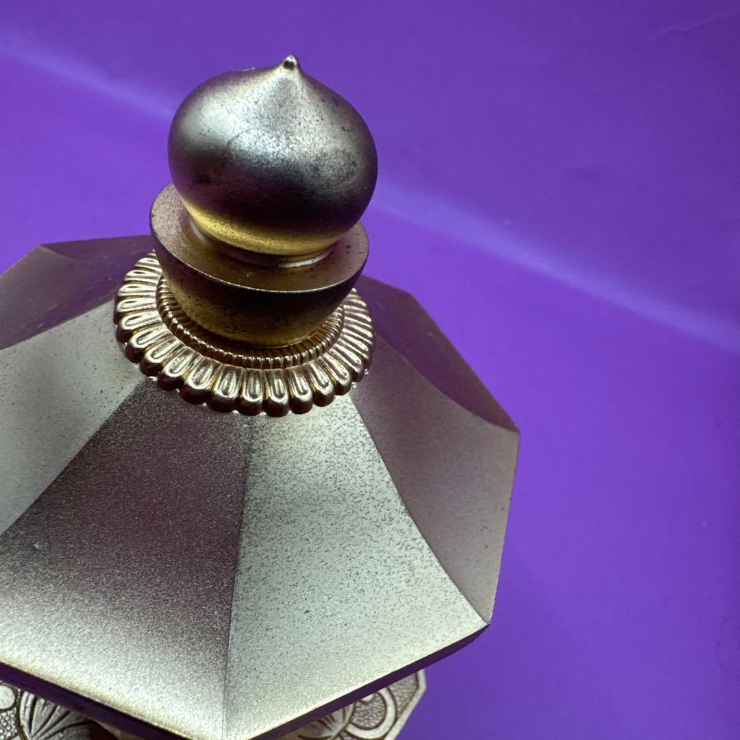 実家整理品　八角五輪塔　？　重さ　約1335g