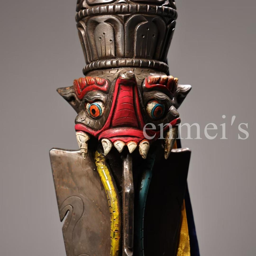 中国古美術・蔵伝工芸・寒鉄彩絵金剛降魔杵・手工錾刻・文房置物・鎮宅辟邪・風水法具