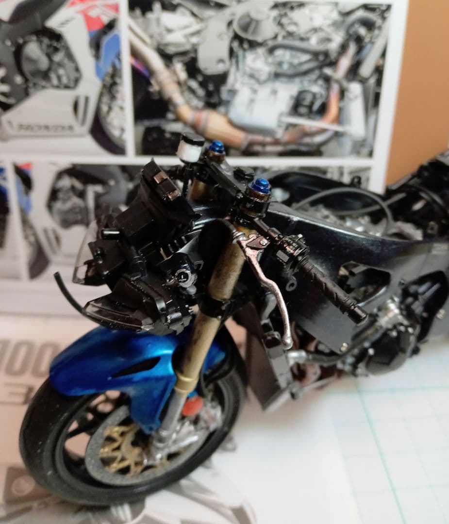 タミヤバイクプラモデル1/12HONDACBR1000RR-R塗装済完成品