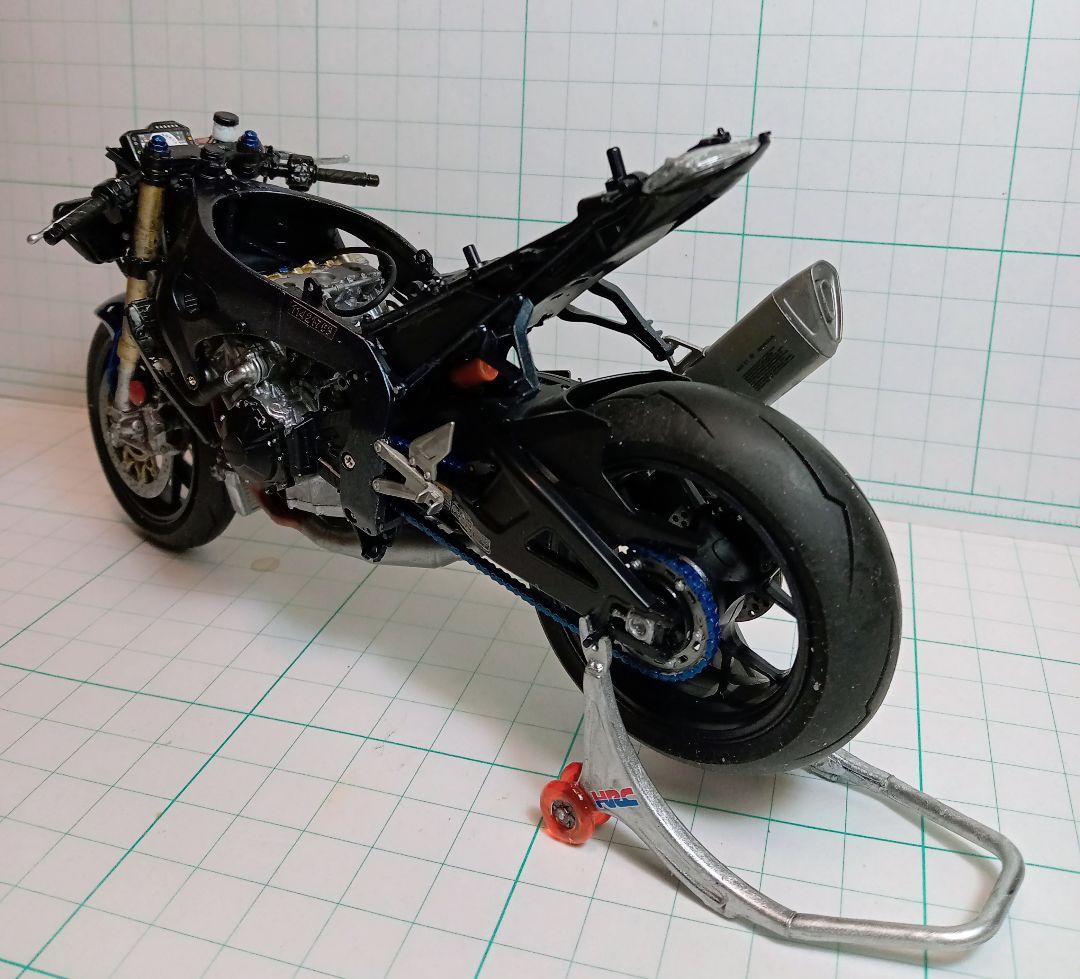 タミヤバイクプラモデル1/12HONDACBR1000RR-R塗装済完成品