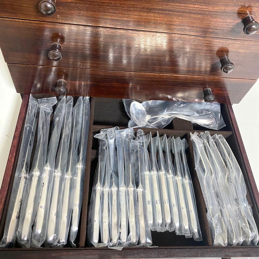 クリストフル 木製 4段収納チェスト 引き出し カトラリー セット 約90点