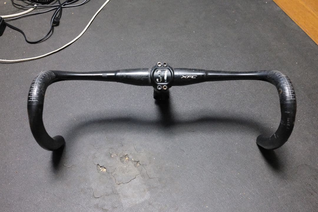 ピナレロ　Jaguar xfc エアロカーボンハンドル 1K ブラック
