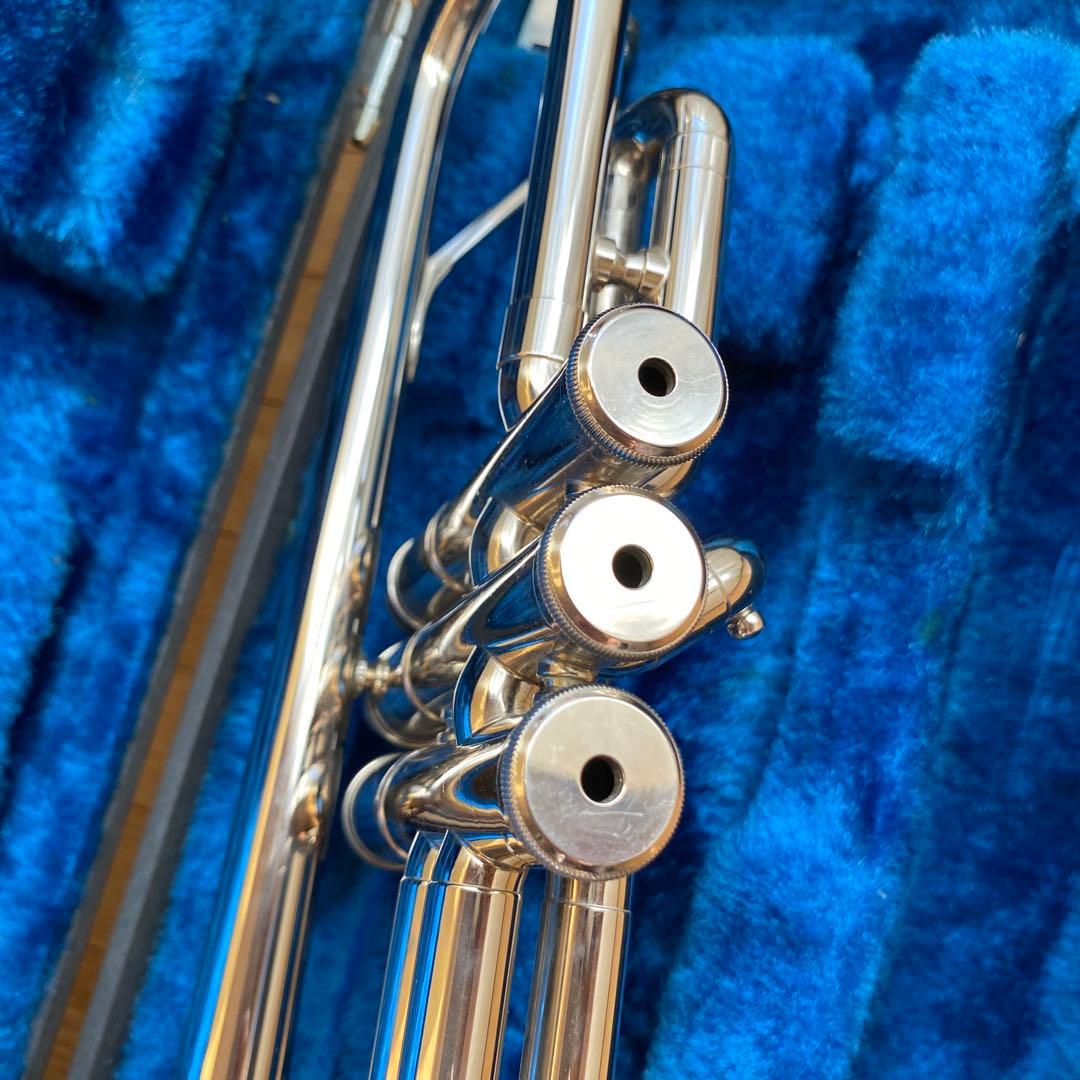 トランペット　ヤマハYTR-135 マウスピースあり