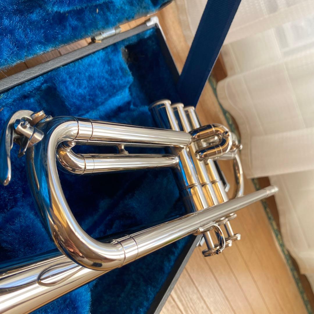トランペット　ヤマハYTR-135 マウスピースあり