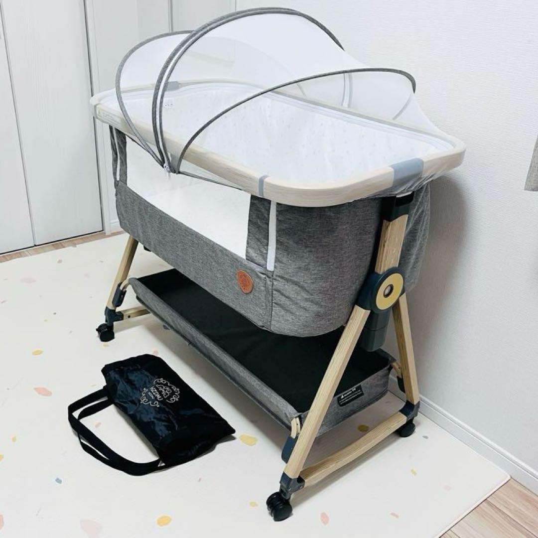 ベビーベッド　HZDMJ 2021年型 キャスター付 敷きパッド付　持ち運びOK