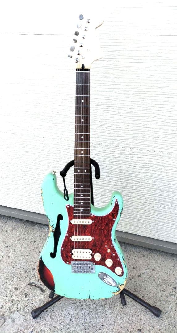 ストラトシンライン①　ハードレリックサーフグリーン　SSH　ステンレスフレット