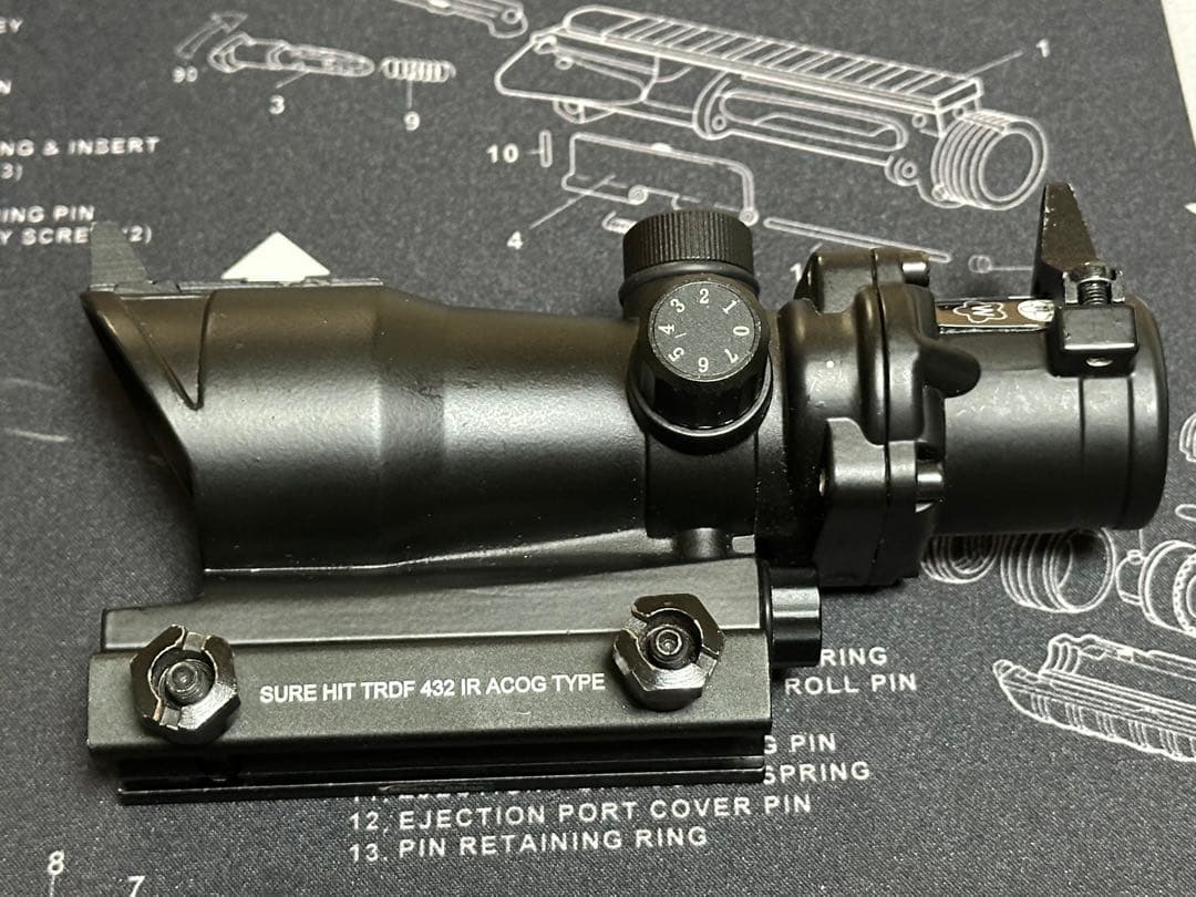 SURE HIT TRDF432 IR ACOG TYPE4×32収納ケース付き