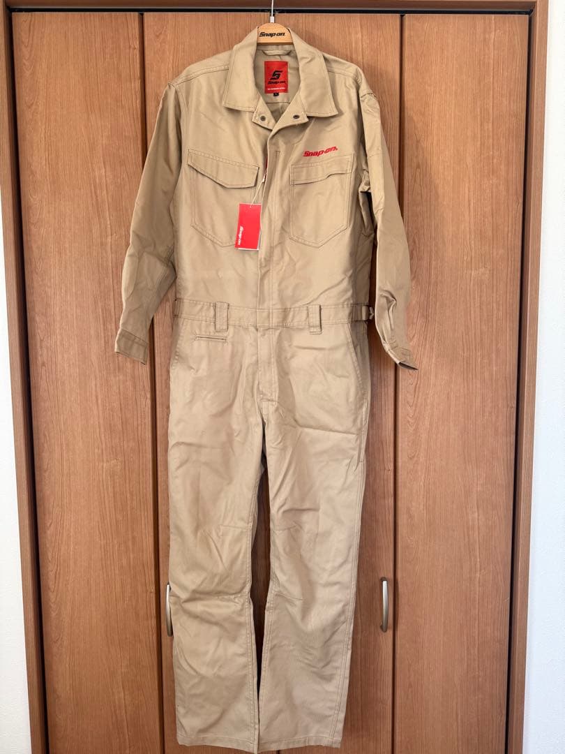 新品・未使用　スナップオン つなぎ カーキ Lサイズ ハンガー付き