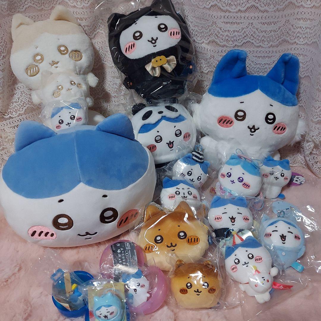 ちいかわ　ハチワレまとめ売り19点+おまけ8