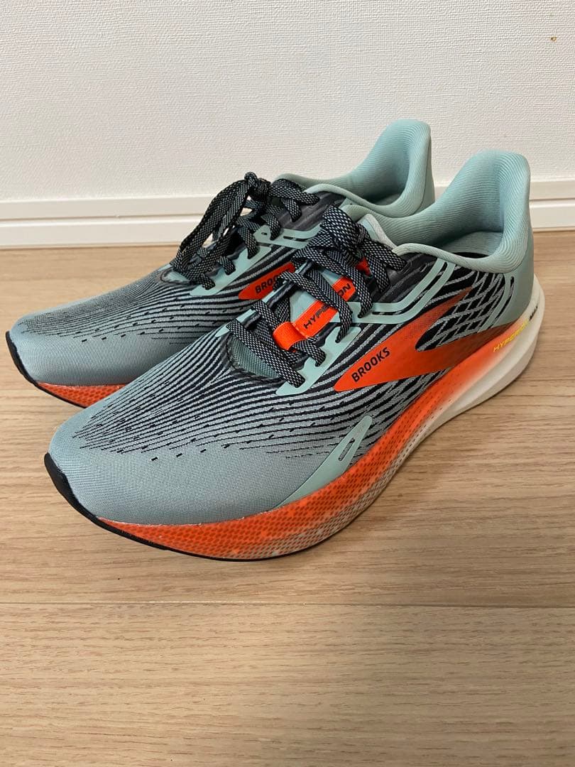 BROOKS Hyperion Max ブルックス ハイペリオン マックス