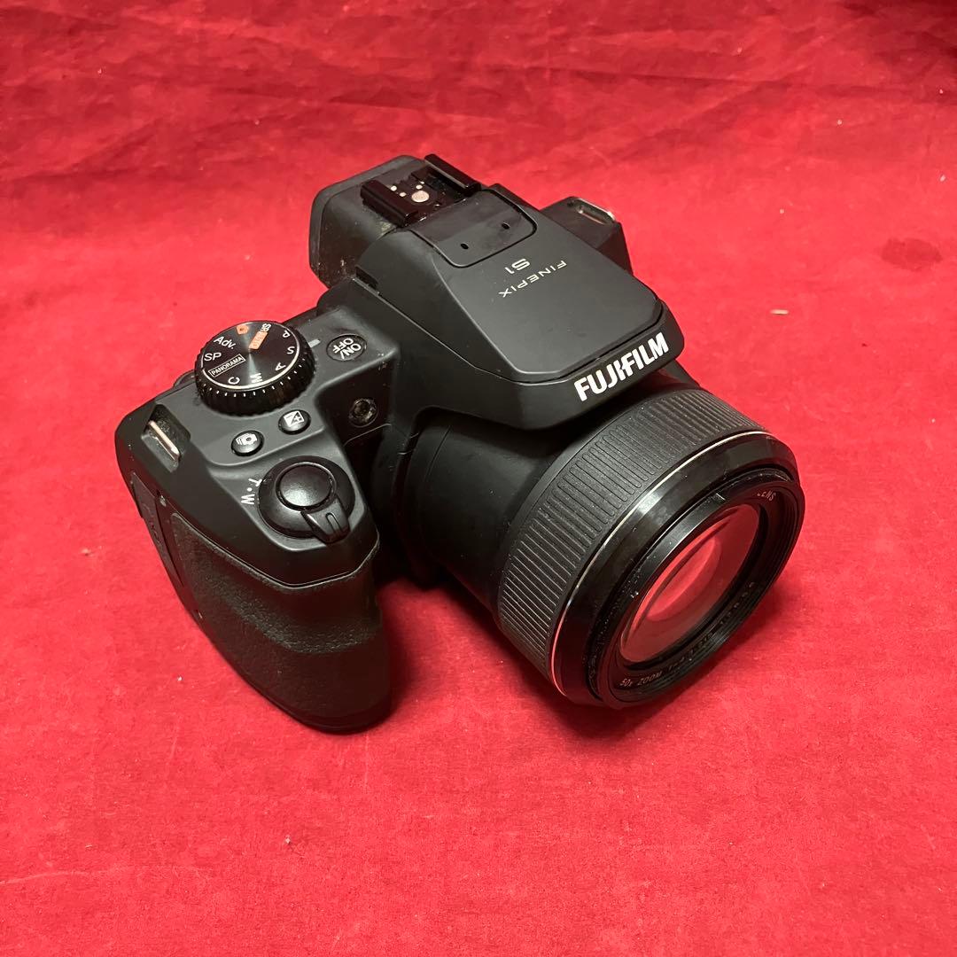 50倍ズーム　Fujifilm FinePix S1