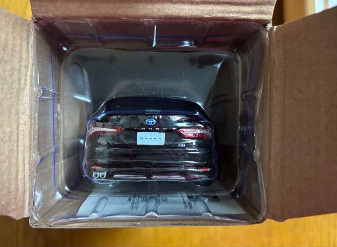 トヨタ　カムリWS ミニカー　アティチュードブラックマイカ218