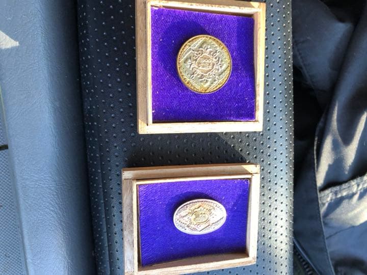 記念日のバッチ